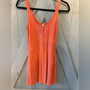 Cute RVCA summer dress with pockets !